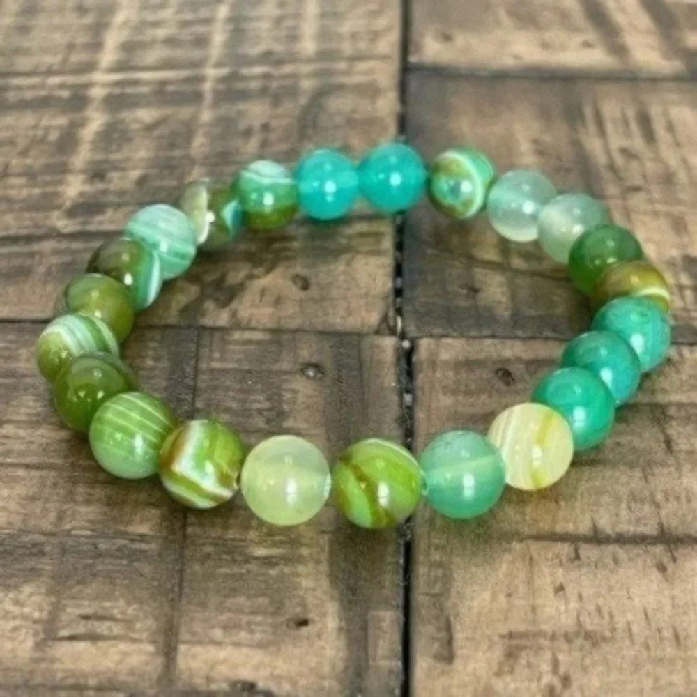8mm Green Sardonyx Stretch Bracelet - Picture 7 of 7